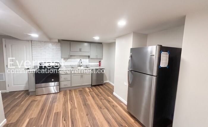 1348 41st Street Ensley #B - Photo 5 of 17