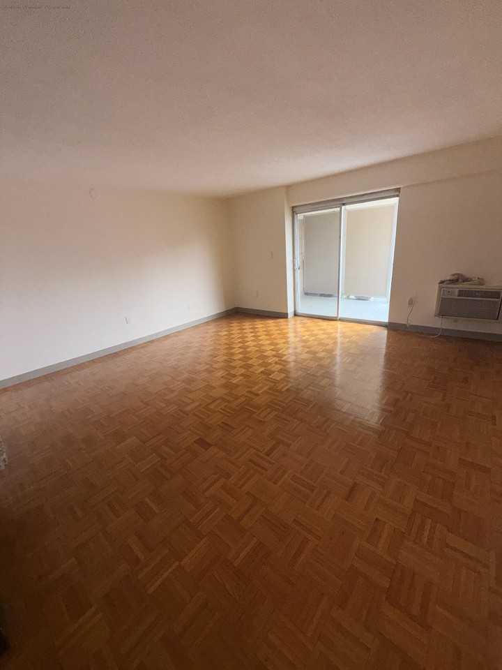 Hancock St #12D - Photo 2 of 18