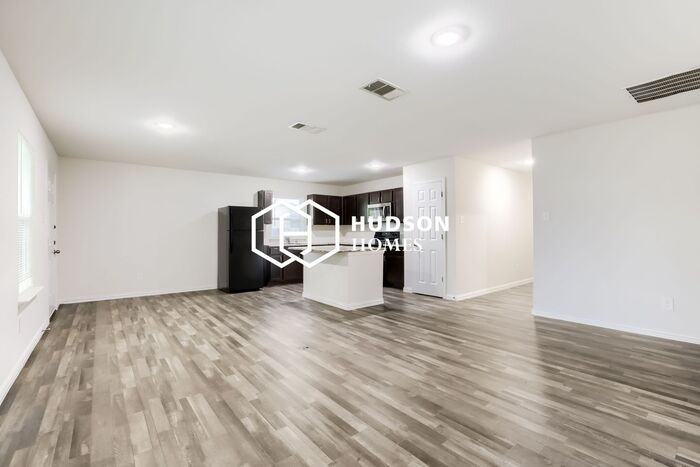 5340 Dimple Jackson St - Photo 4 of 14