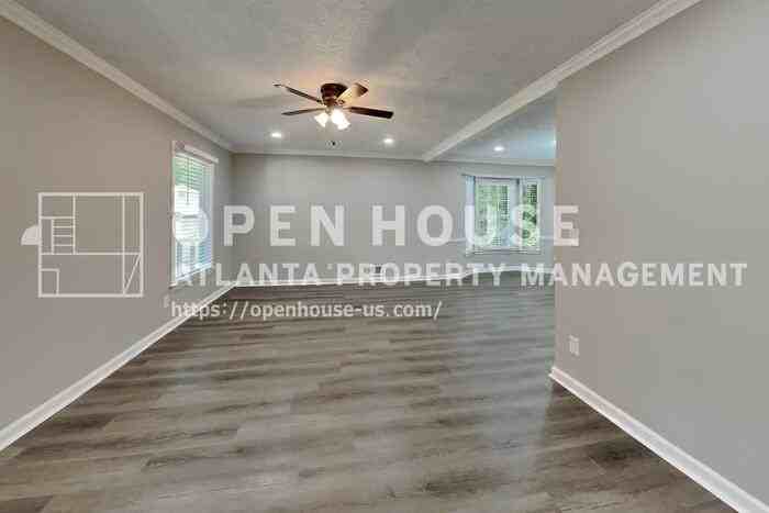 798 Brownlee Ln - Photo 5 of 20