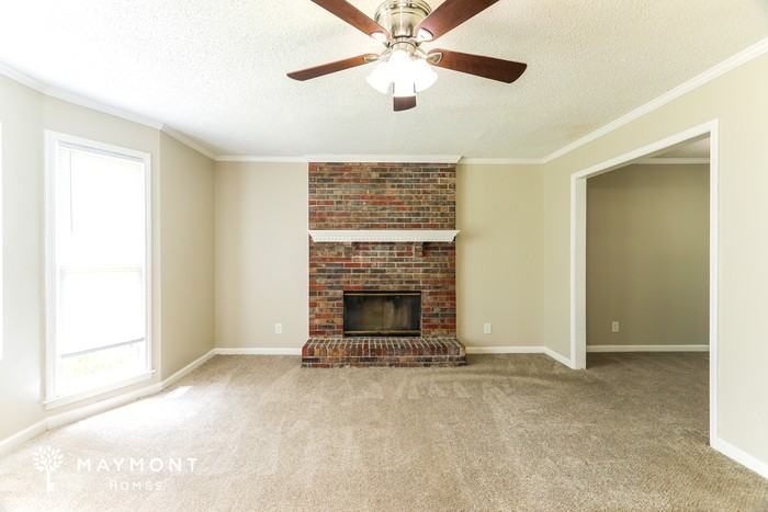 1208 Americana Dr - Photo 7 of 18