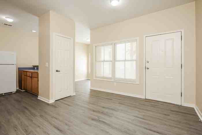 115 Drake St #D - Photo 4 of 11