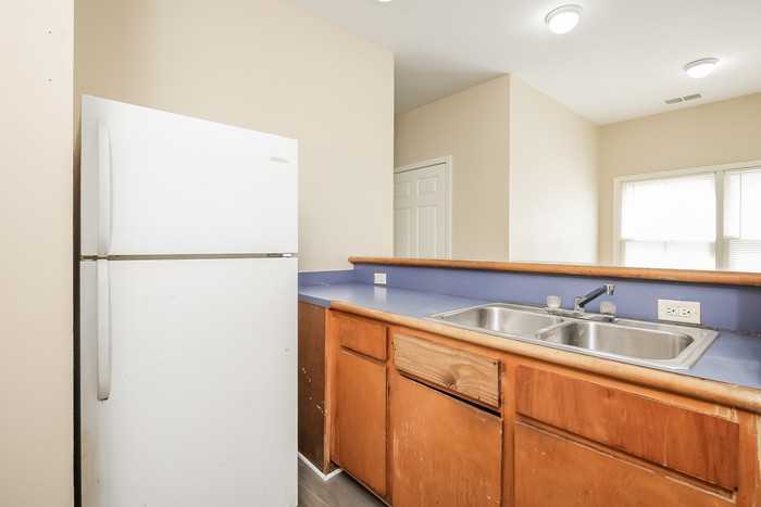 115 Drake St #D - Photo 7 of 11