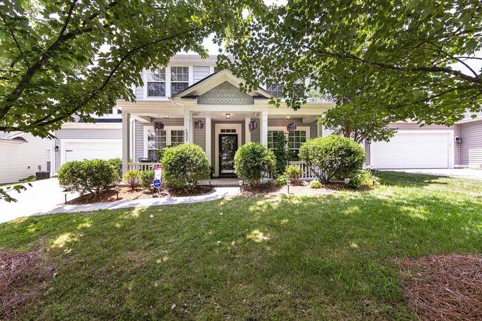1008 Millbank Dr - Photo 2 of 31