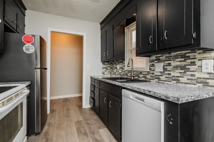 102 Totem Ct - Photo 6 of 10