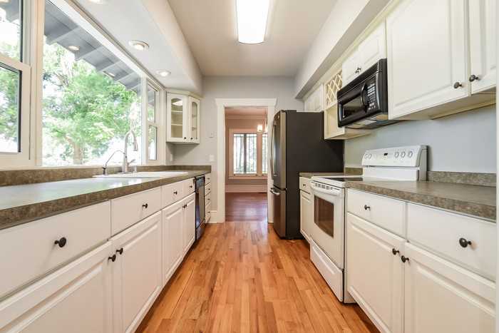 101 Lake Winnemissett Dr - Photo 4 of 14