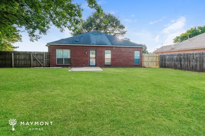 718 Sandy Ridge Ct - Photo 3 of 3