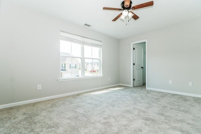 317 Claudia Dr - Photo 7 of 11