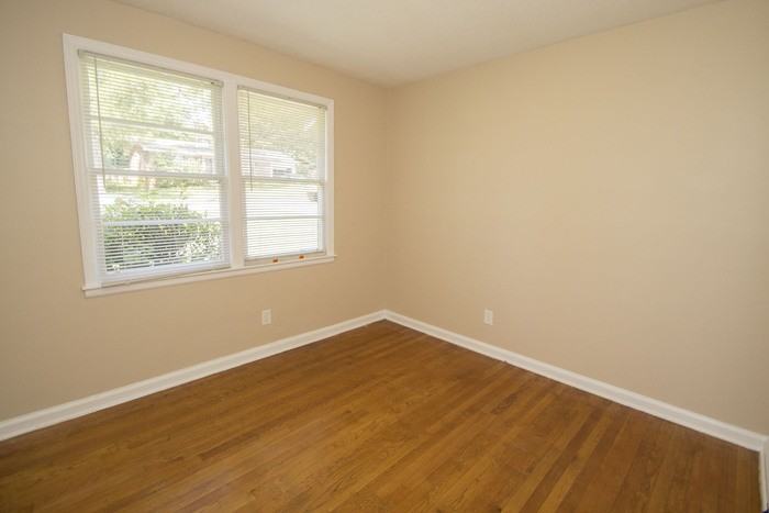 1707 Long Shadow Ln - Photo 6 of 8