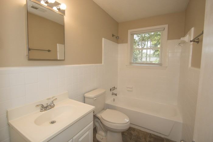 1707 Long Shadow Ln - Photo 7 of 8