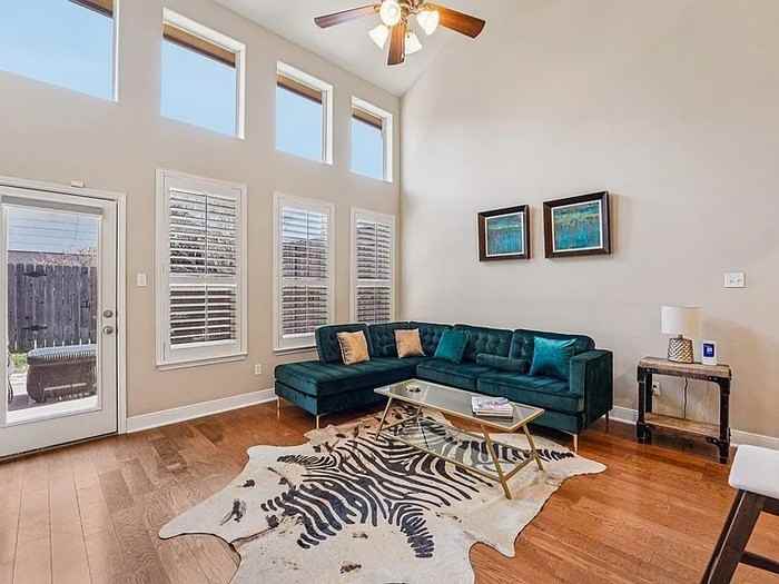 2210 Onion Creek Pkwy #1104 - Photo 5 of 23