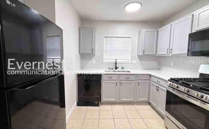 4730 Black Rock St - Photo 2 of 20