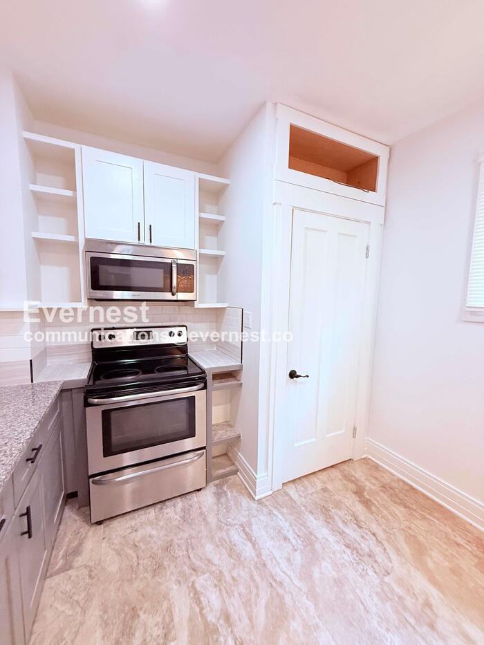 3824 Tyler St #1 - Photo 2 of 25