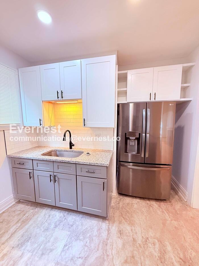 3824 Tyler St #1 - Photo 3 of 25