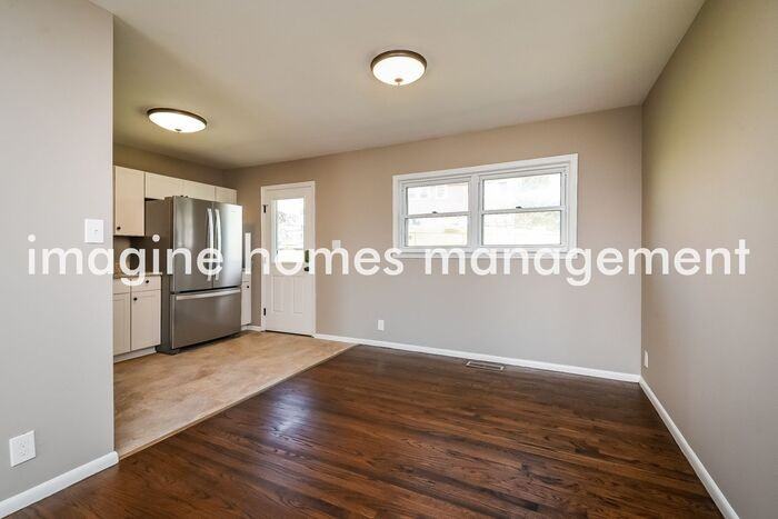 5356 Diana Lynn Dr - Photo 7 of 18