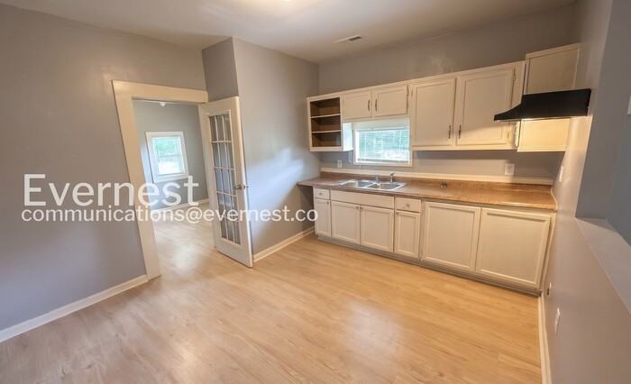 630 77th St S - Photo 2 of 24