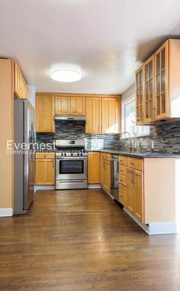 4907 241st St Sw - Photo 4 of 30