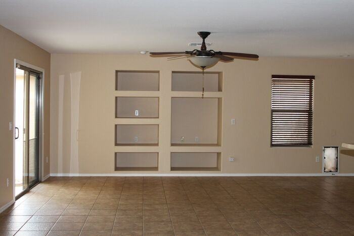 33082 N Cat Hills Ave - Photo 5 of 34