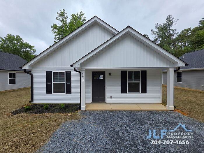 163 Hillcrest Rd