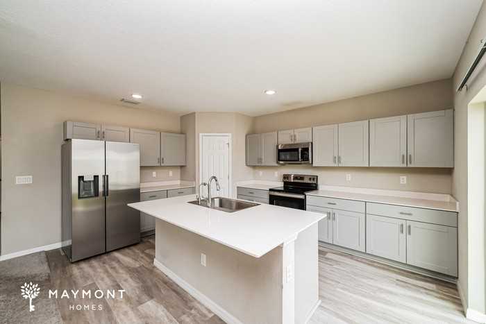 12892 Tannencrest Dr - Photo 7 of 16