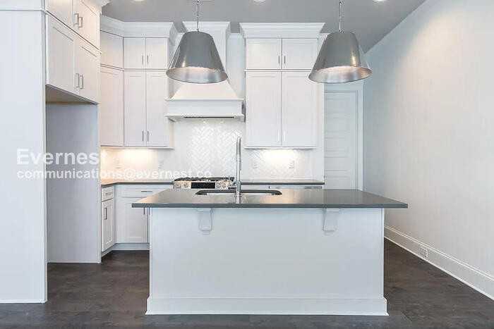 6525 Mercomatic Ct - Photo 4 of 26