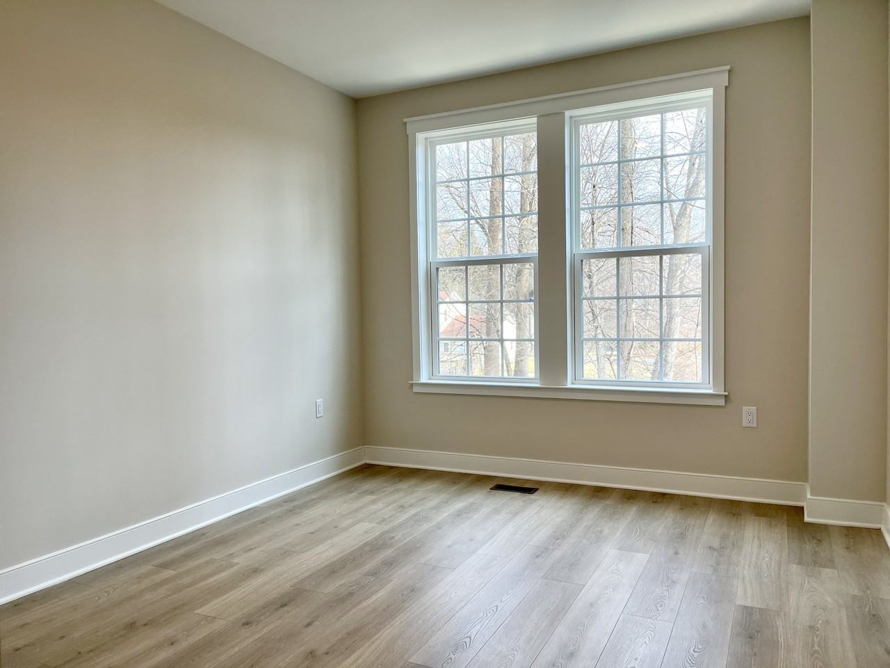 104 Myrtle Rd #104 - Photo 3 of 23