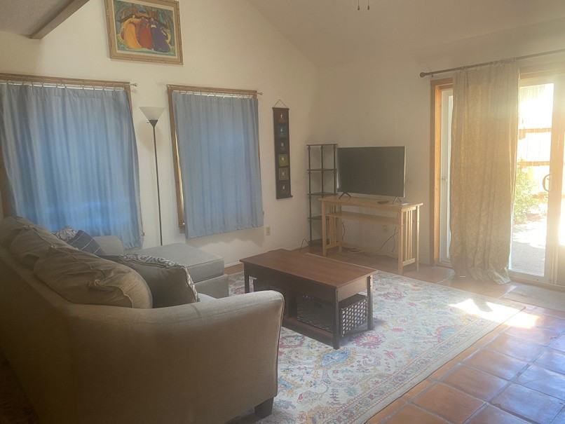 1083 Sunshine Way #NA - Photo 3 of 8