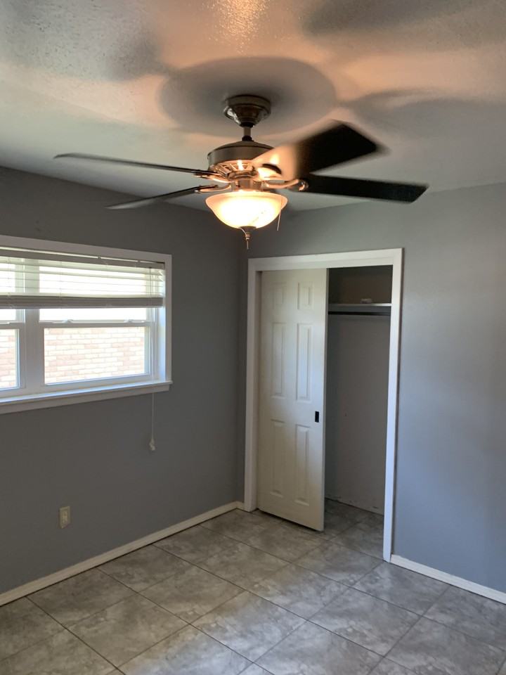 2801 Redbud Ave #NA - Photo 6 of 13