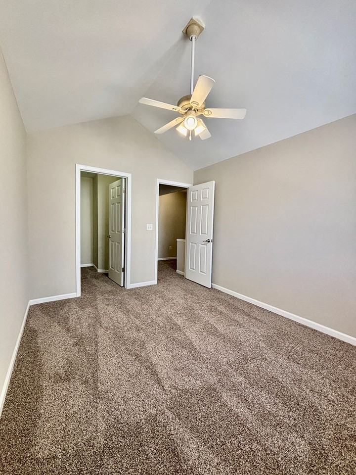 100 Gethings Cir #346 - Photo 2 of 17