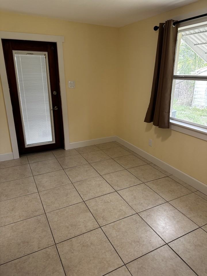 10580 112th Ave #NA - Photo 7 of 14