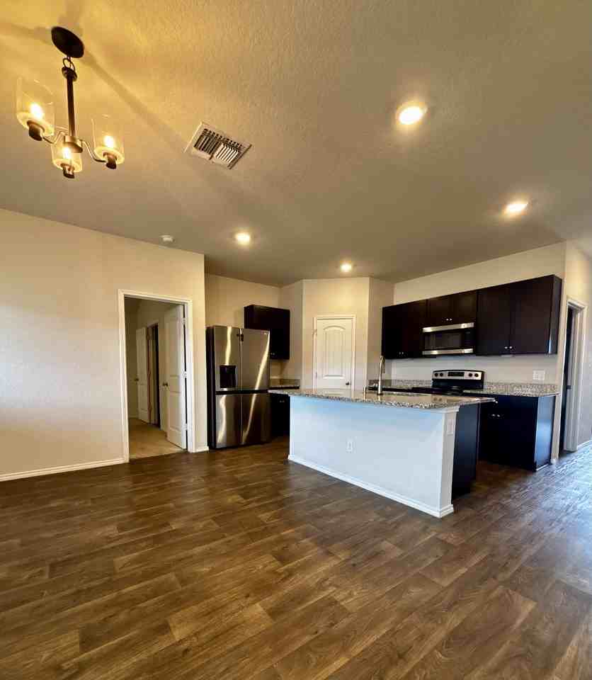 812 Indigo Way #NA - Photo 3 of 24