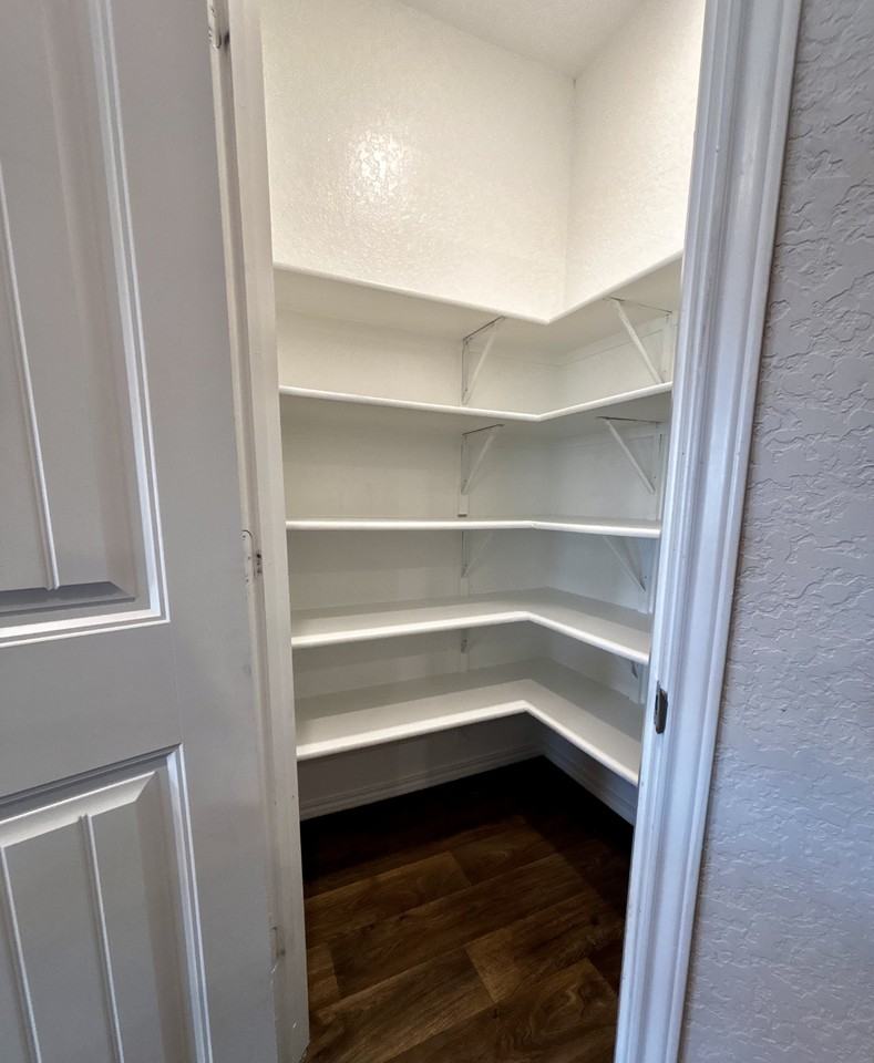 812 Indigo Way #NA - Photo 6 of 24