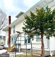 featured image of 235 E Maple St #1