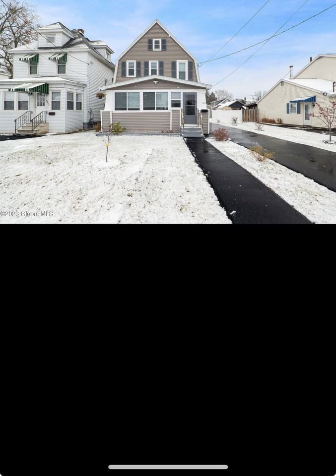 2616 Van Dyke Ave #1