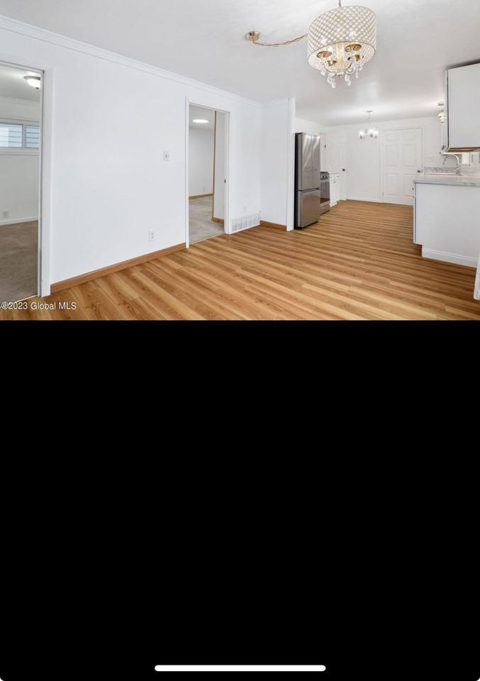 2616 Van Dyke Ave #1 - Photo 3 of 13