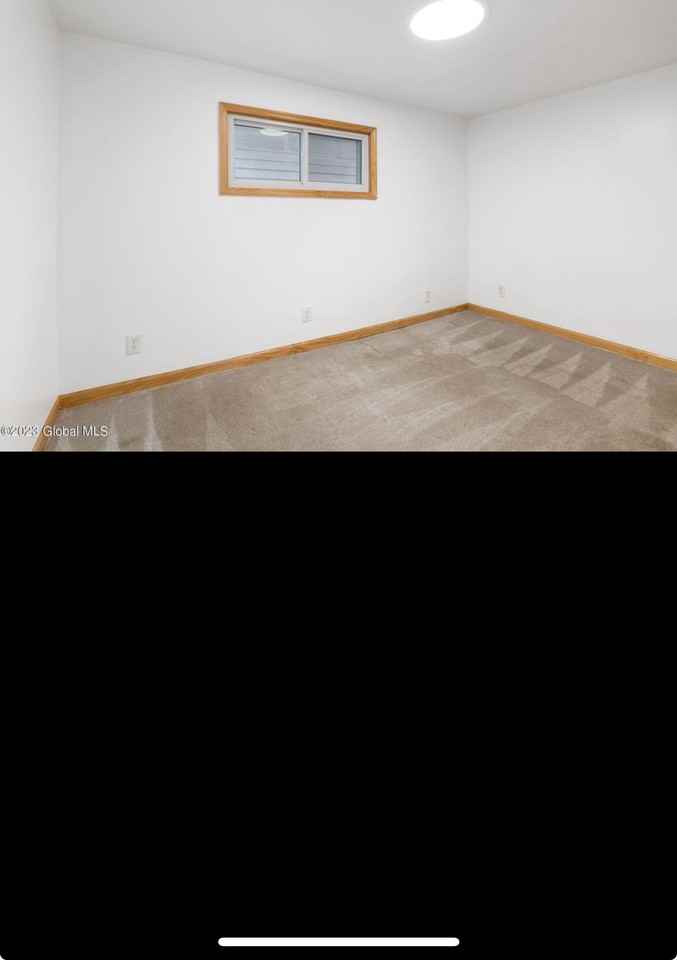 2616 Van Dyke Ave #1 - Photo 5 of 13