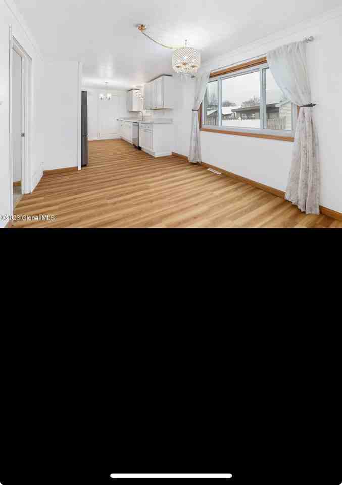 2616 Van Dyke Ave #1 - Photo 7 of 13