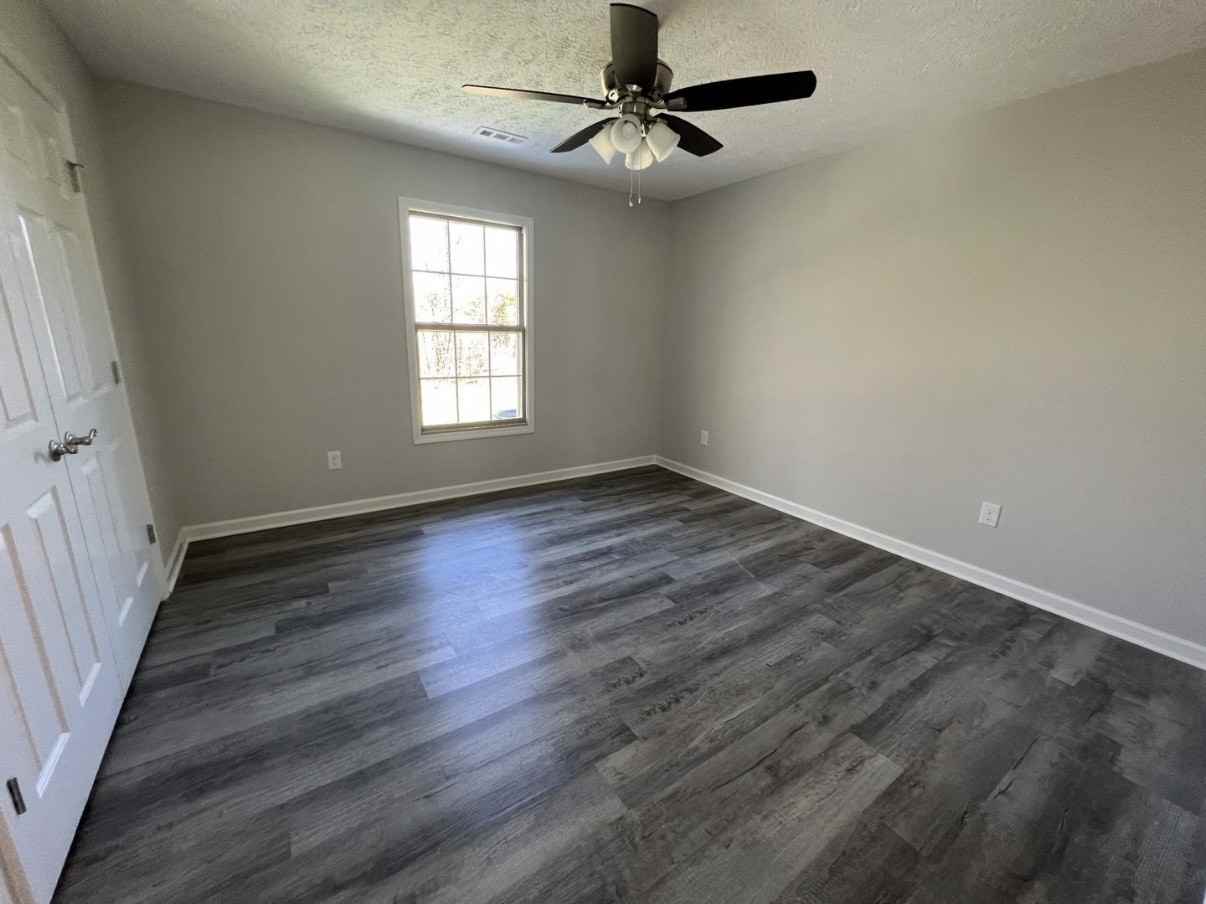 34 Lori Ct #NA - Photo 2 of 15