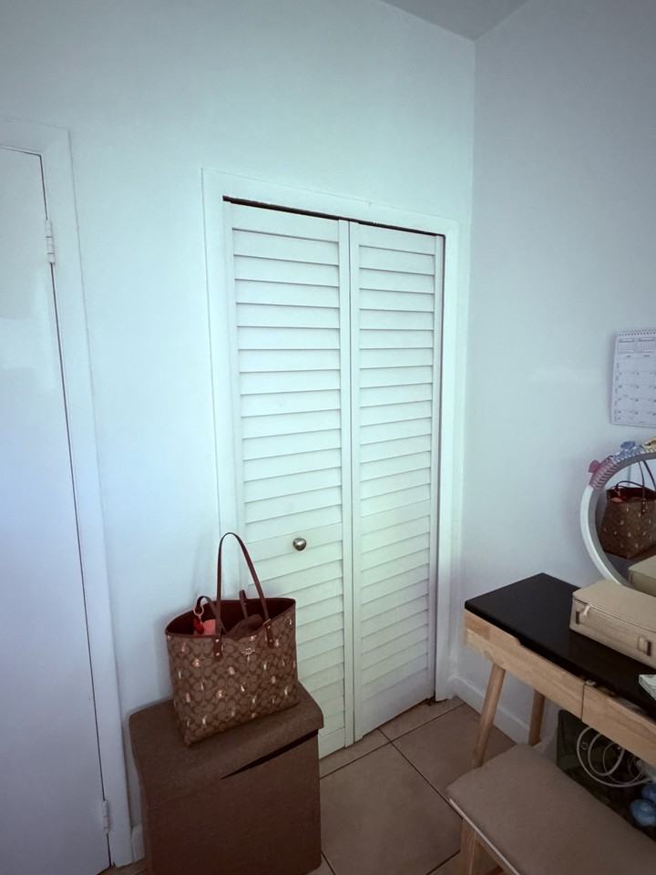 902 Salzedo St #5 - Photo 2 of 9