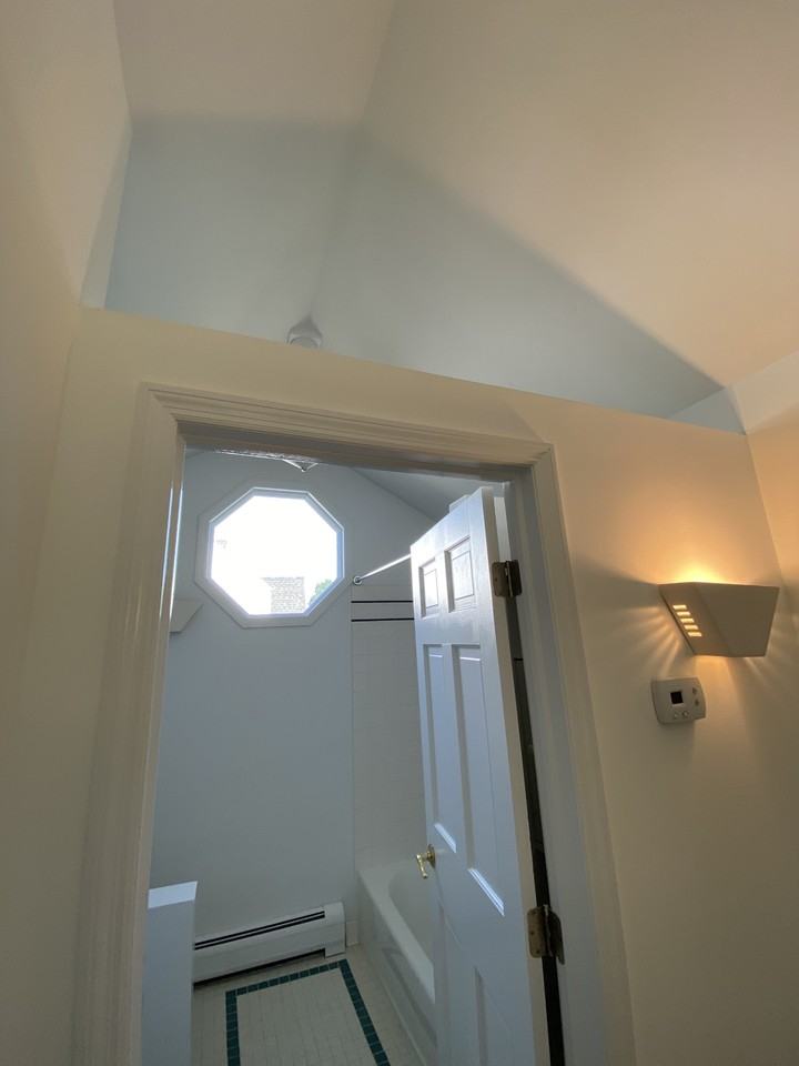 18 Berrian Pl #B - Photo 6 of 27