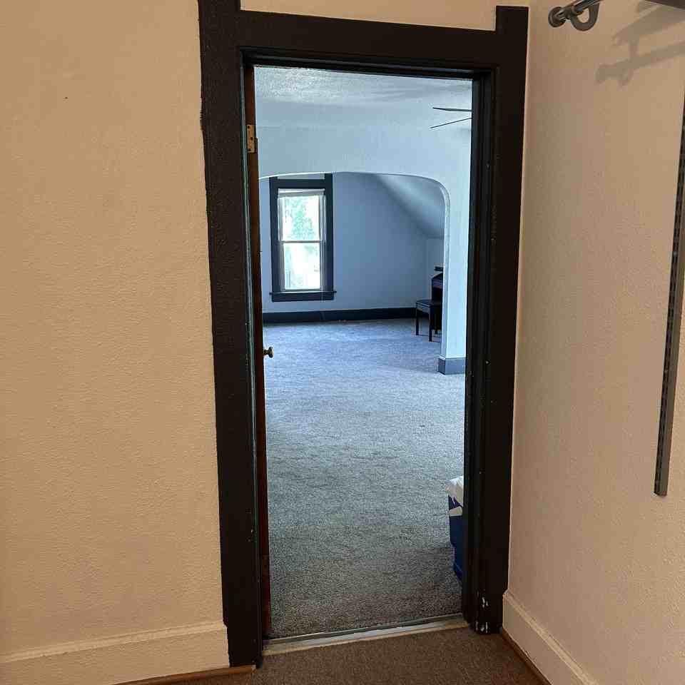 1467 S 78th St - Photo 7 of 20