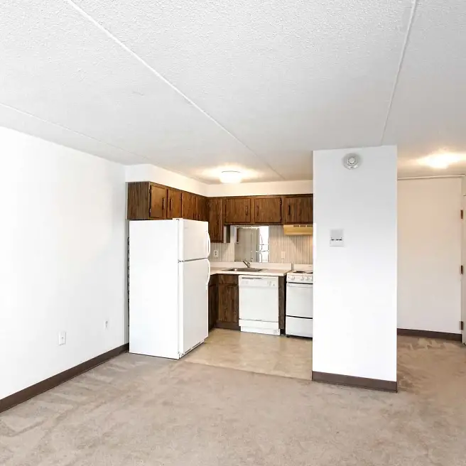 231 Walnut St - Photo 3 of 12