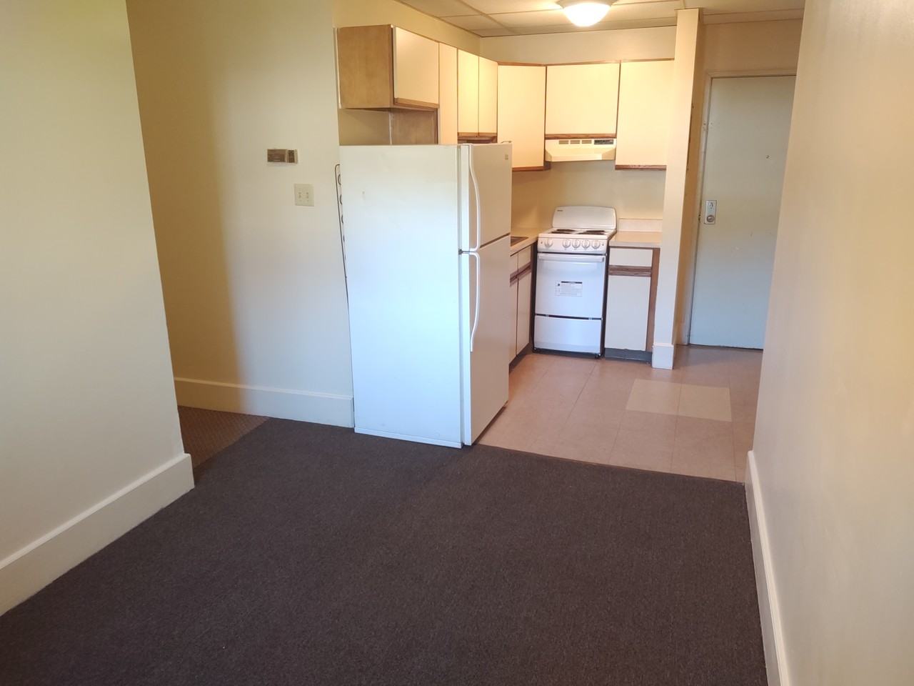 1130 13th Ave - Photo 3 of 7