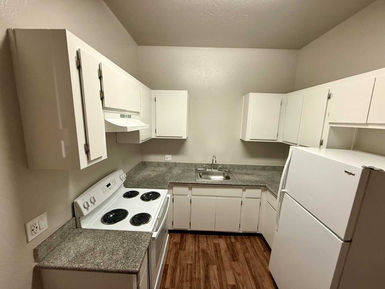 1337 N Madison St #15 - Photo 2 of 19