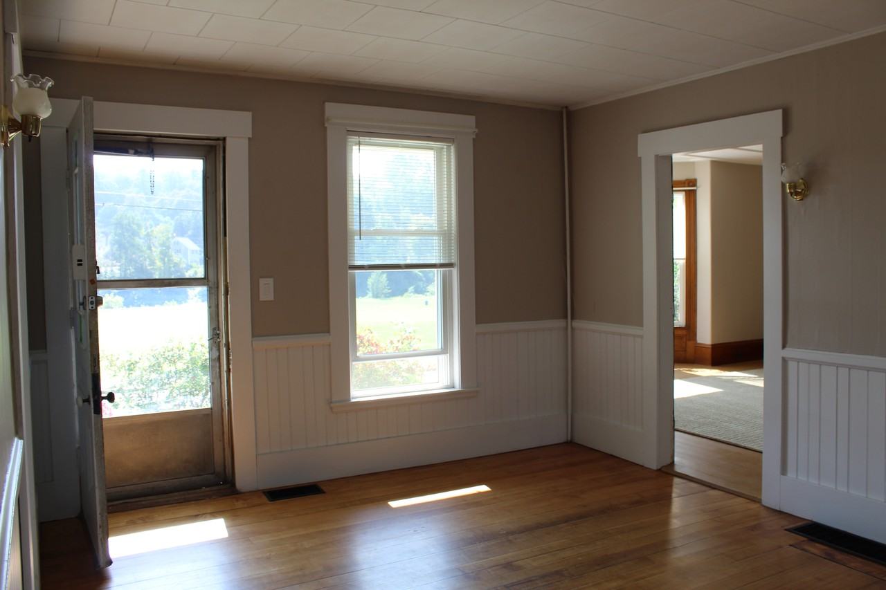 38 West St #2 - Photo 3 of 9