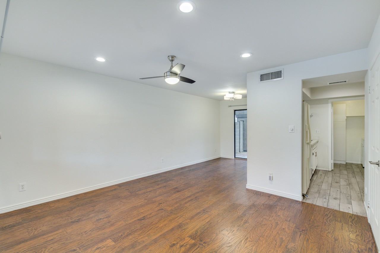 1440 W La Jolla Dr #NA - Photo 3 of 24