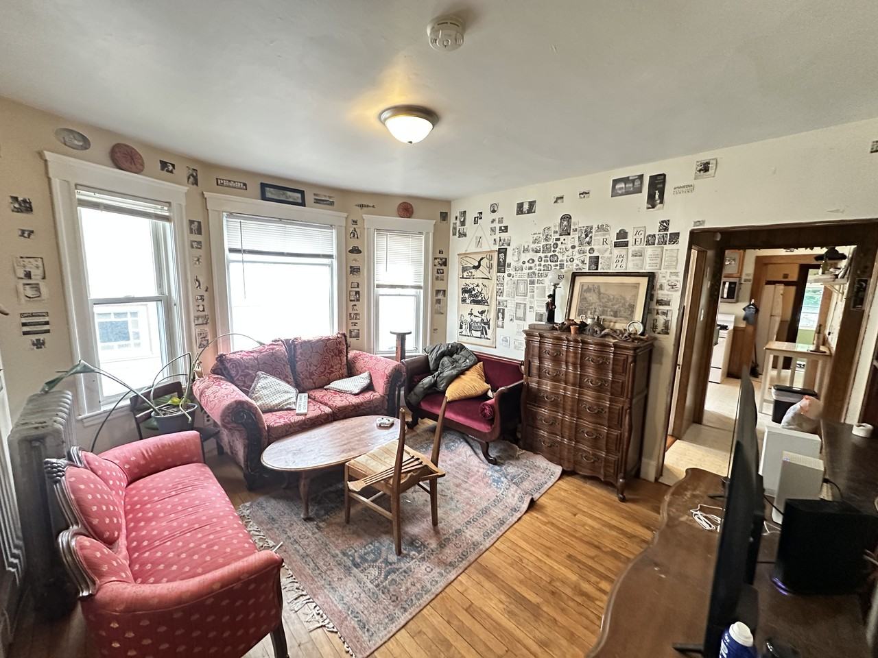 142 W Adams St #2 - Photo 2 of 16
