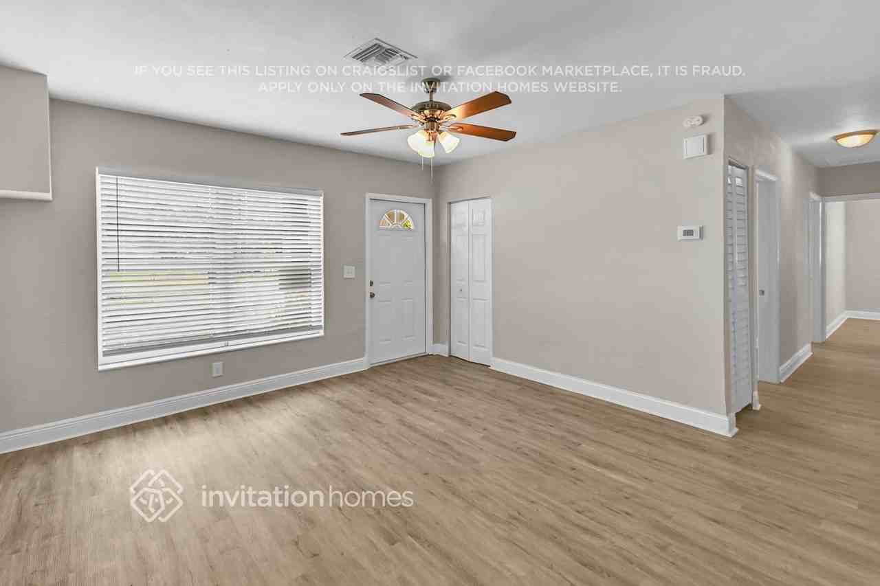 330 Washington Ave - Photo 4 of 20