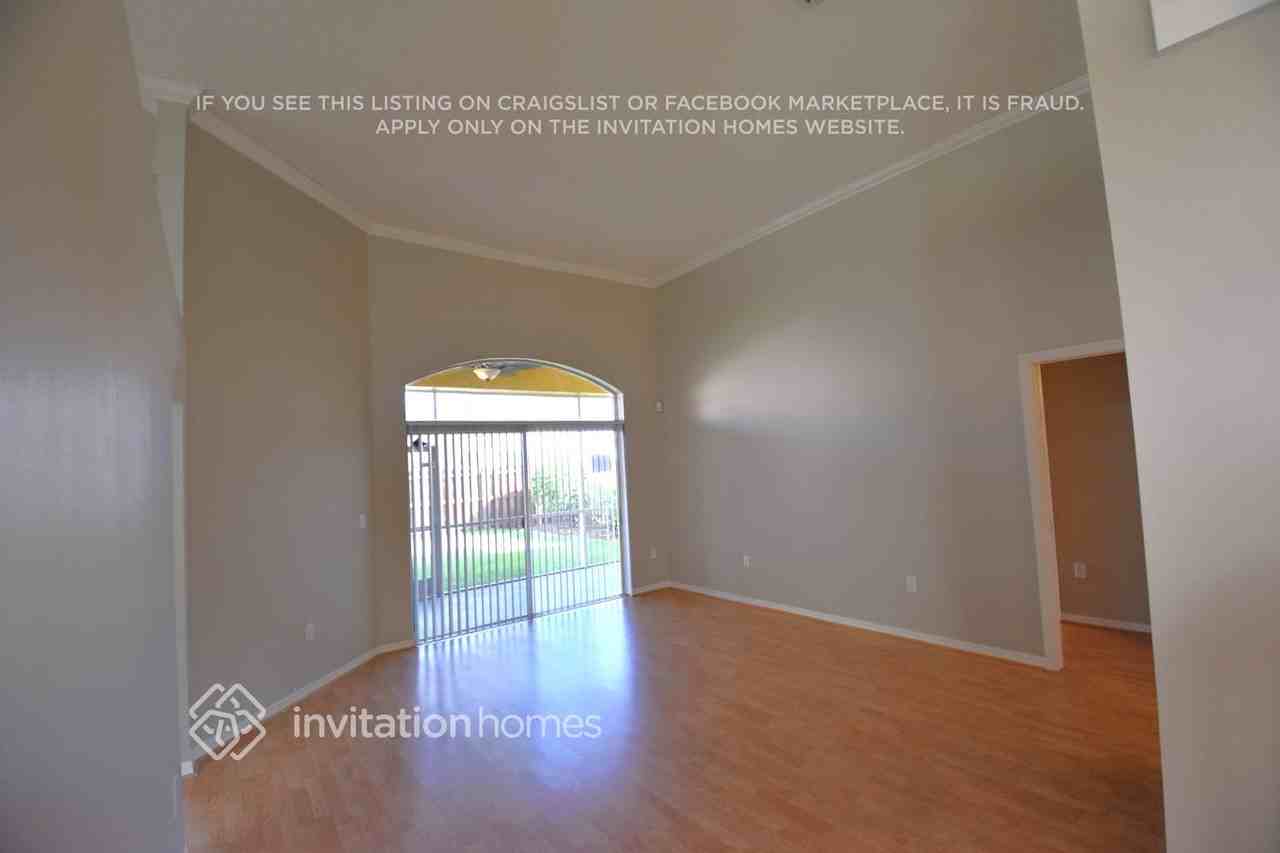 150 Via Firenza Way - Photo 3 of 12