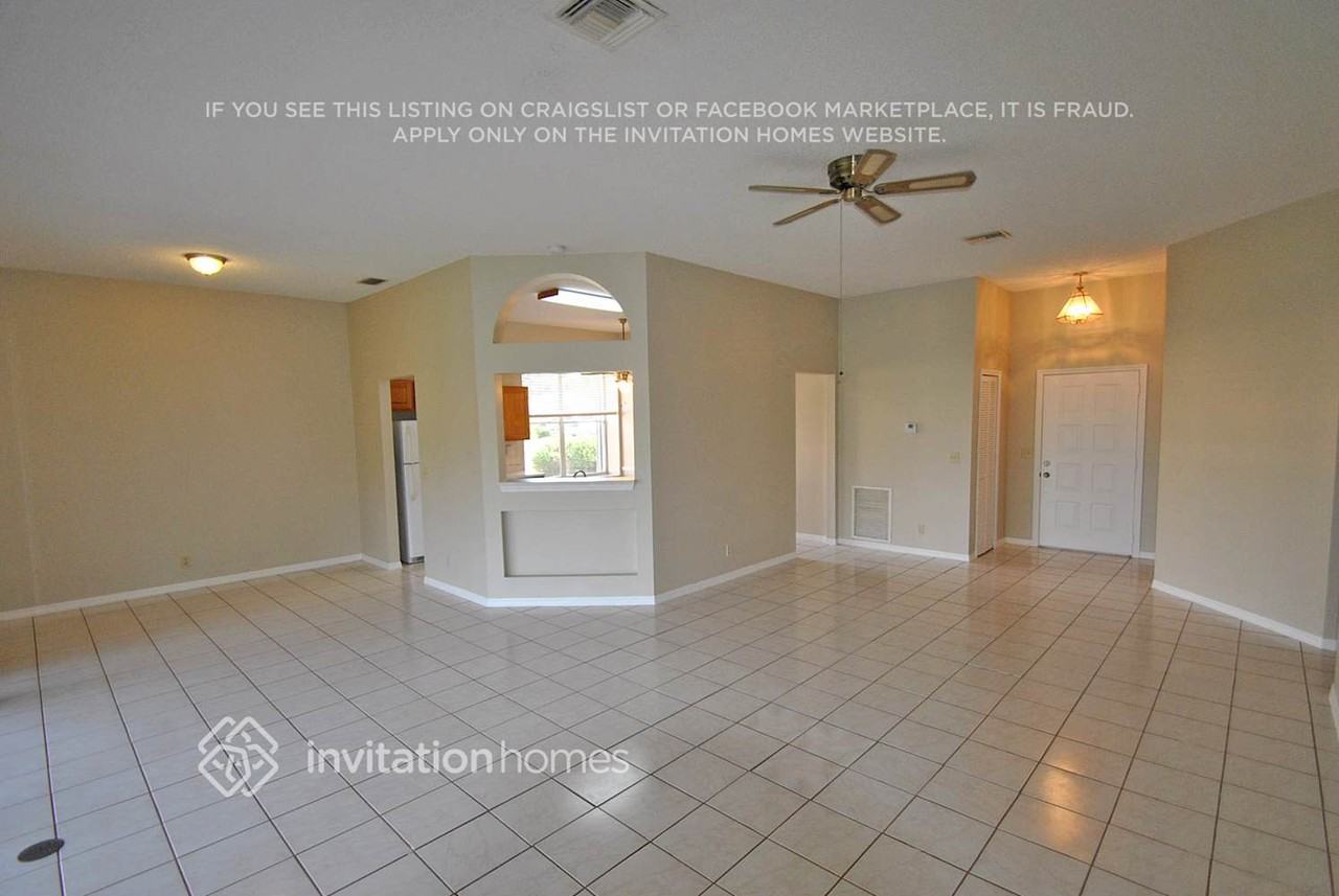 3754 Woods Walk Blvd - Photo 2 of 12